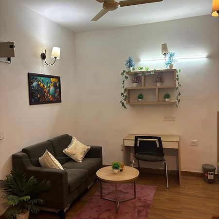 Guti Buti Homes Noida Extérieur photo