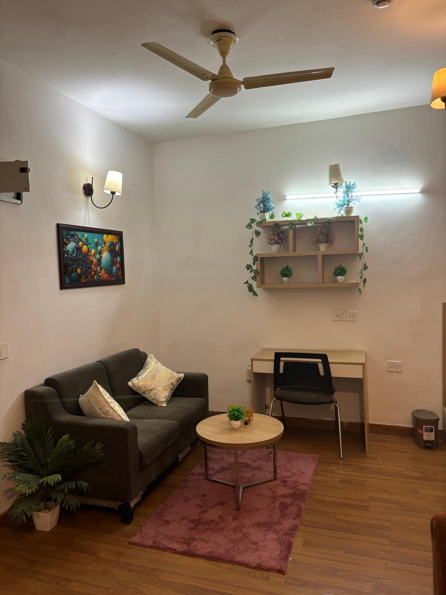 Guti Buti Homes Noida Extérieur photo